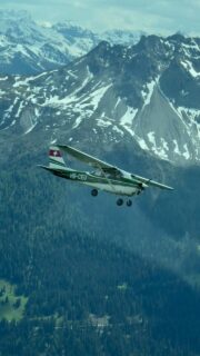 beautiful flight to locarno and back again!
#fly4fun #c172 #cessna #lsze #badragaz🇨🇭 #aviation #aviationlovers #pilot #piloteyes #aviationphoto #hbceu #hbcfr #cessna172 #pilotlife #mountainflying #cessna #badragaz #learntofly #flightschool #flyinthealps