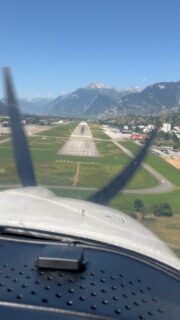 Sun and fun day 😎
#fly4fun #c172 #cessna #lsze #badragaz🇨🇭 #aviation #aviationlovers #pilot #piloteyes #aviationphoto #hbceu #hbcfr #cessna172 #pilotlife #mountainflying #cessna #badragaz #learntofly #flightschool #flyinthealps #lsgs #sion #lsgn #neuchatel #phsmd
